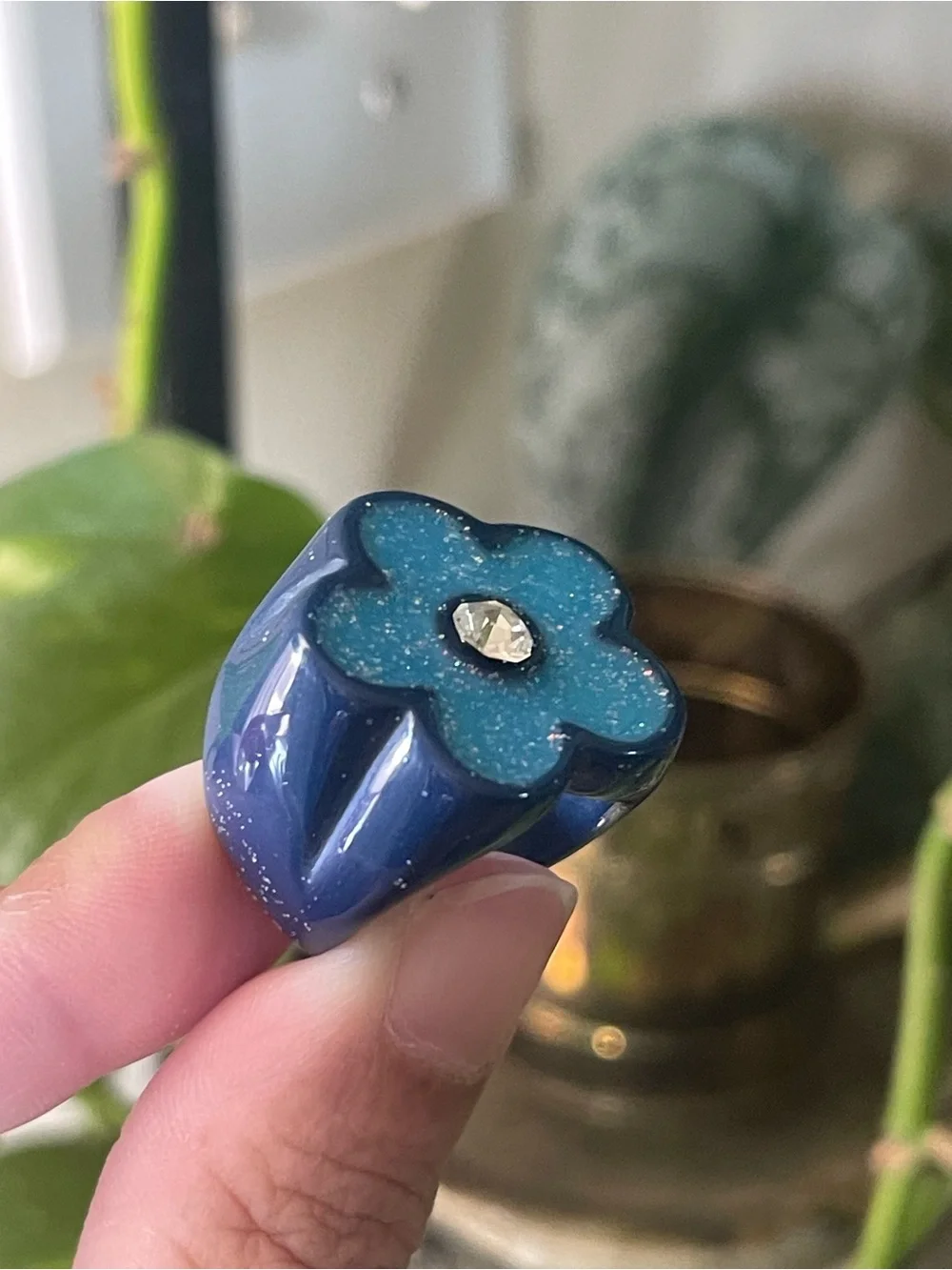 Navy Blue Glitter Flower Ring